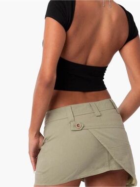 NWOT Edikted Bambi Open Back Top